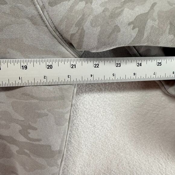 Alphalete Sweatshirt Men's Small Gray Camo Arctic Camouflage Hoodie Workout PBNS - Picture 5 of 9